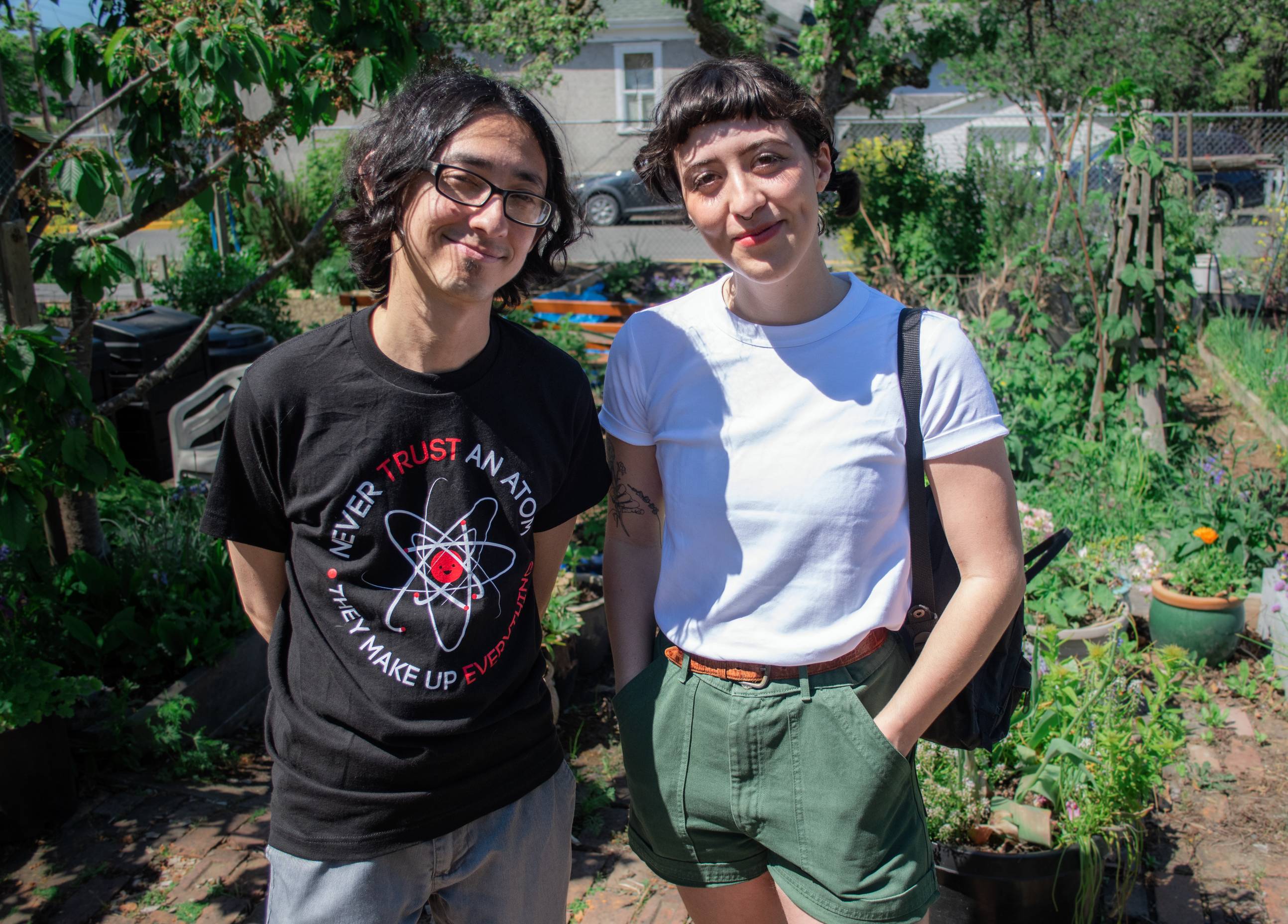 Curbside Co-founders Nelson and Sonja stand in a garden